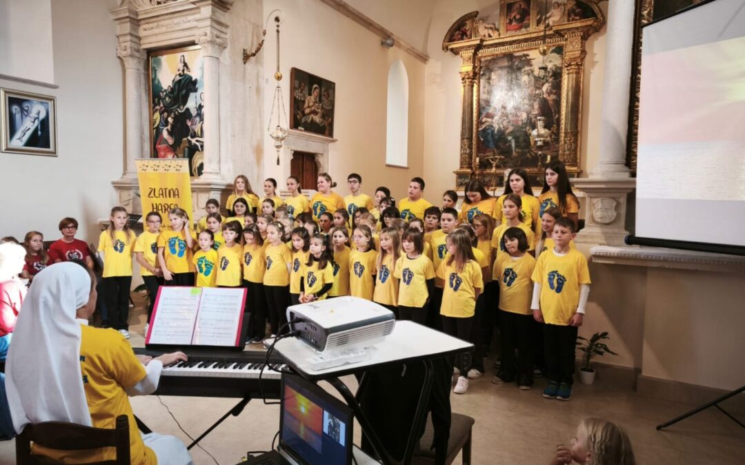 Zlatna harfa u Slanom